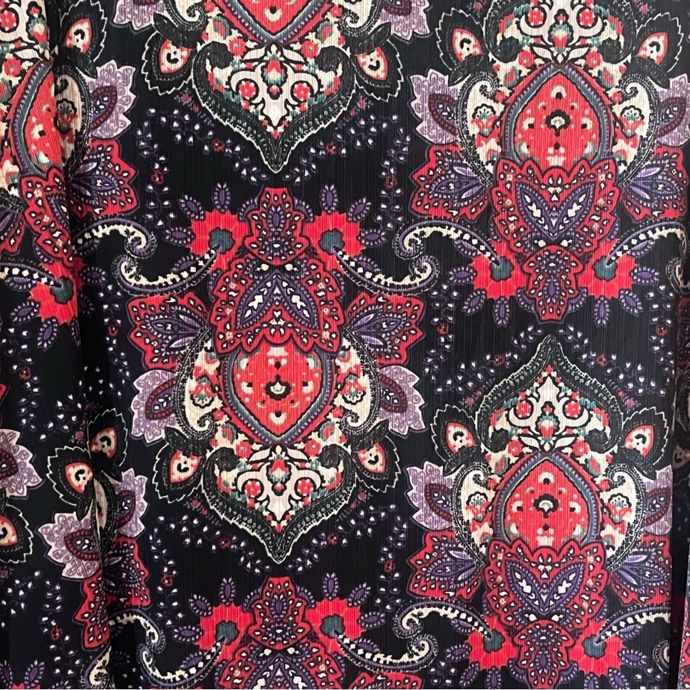 Dana Buchman Elegant Black and Red Patterned Women's Blouse Size 2X - Picture 8 of 16